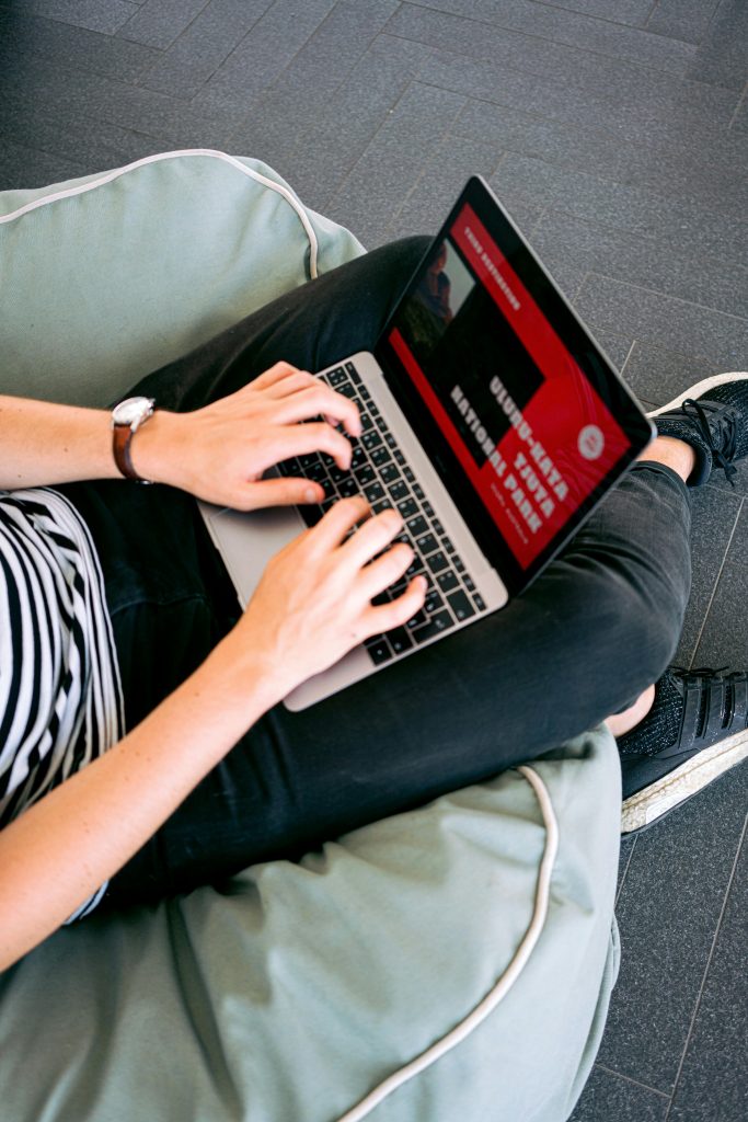 Customize Your MacBook: Personalization Tips and Tricks