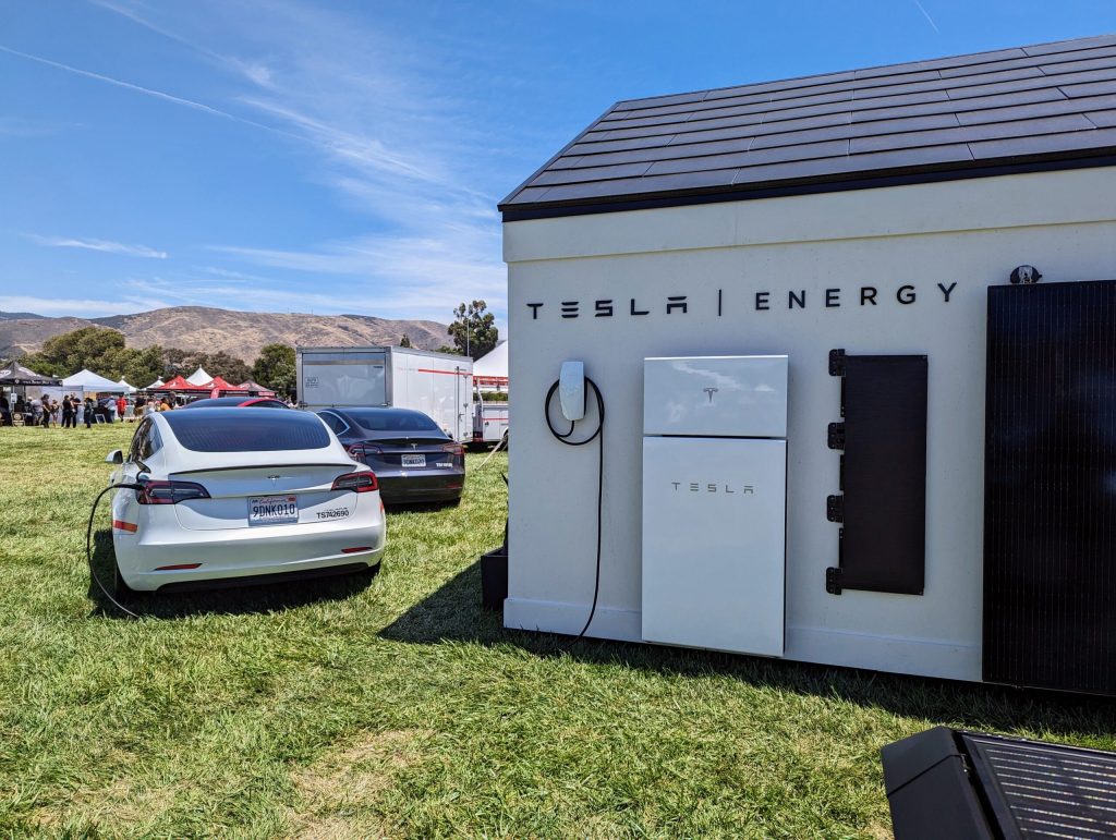 This article will discuss Tesla Energy, its constitutive products, technologies, and its green initiative towards a sustainable future.