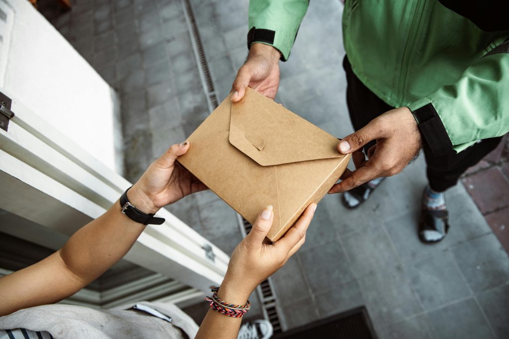 Why Delivery and Apps Matter More Than Décor
