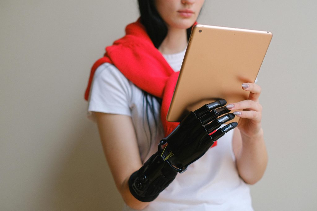 How Artificial Intelligence is Transforming the Online World in 2025