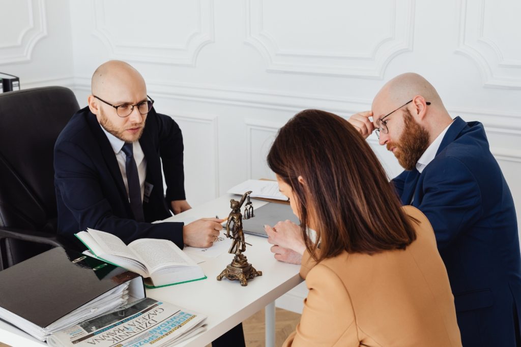How Federal Crime Lawyers Prepare Defense Strategies for Serious Charges